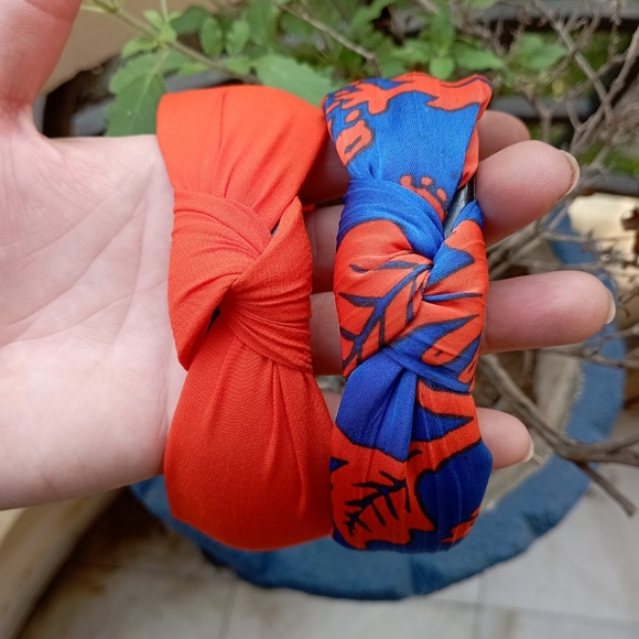 No tags Accessories - ♥️ Set of 2 Hair Bands